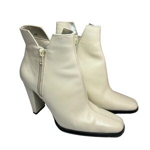 Newport News Vintage Double Zipper  Ankle Booties Womens Sz 6M
